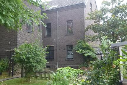 Wohnung Duisburg Mittelmeiderich - 3 Zimmer, 95 m&sup2;, 700&euro; | Angebot:26614530