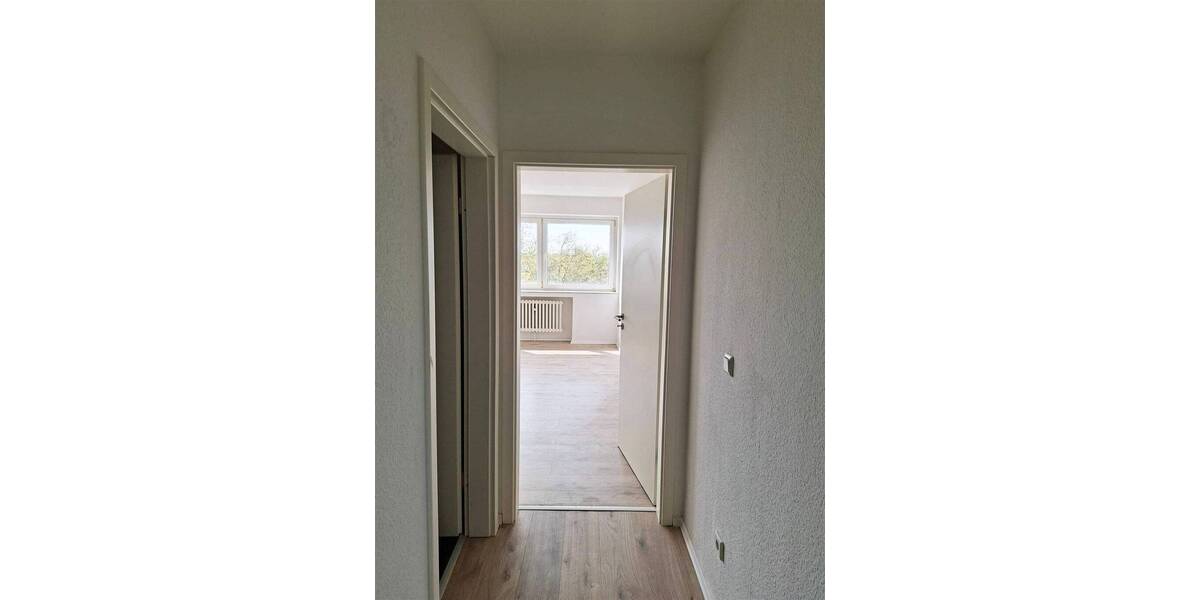 Etagenwohnung Dinslaken Innenstadt - 2 Zimmer, 73 m&sup2;, 495&euro; | Angebot:25699296