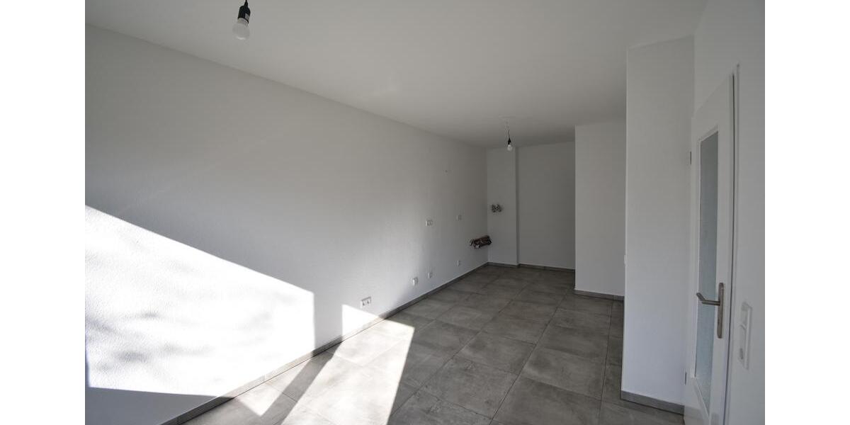 Etagenwohnung Duisburg Walsum - 3 Zimmer, 81 m&sup2;, 895&euro; | Angebot:25870126