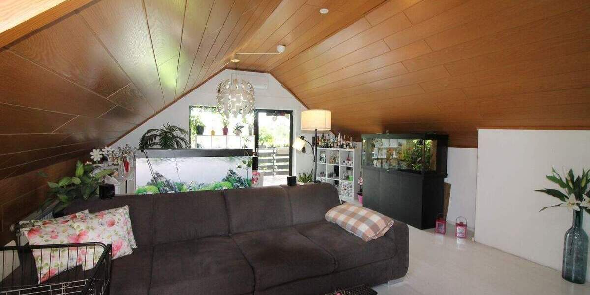 Mehrfamilienhaus, Wohnhaus Rheinberg Ossenberg - 7 Zimmer, 257 m&sup2;, 550.000&euro; | Angebot:25670153