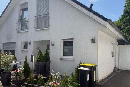 Wohnung Duisburg Wanheim-Angerhausen - 2 Zimmer, 65 m&sup2;, 199.000&euro; | Angebot:25680467