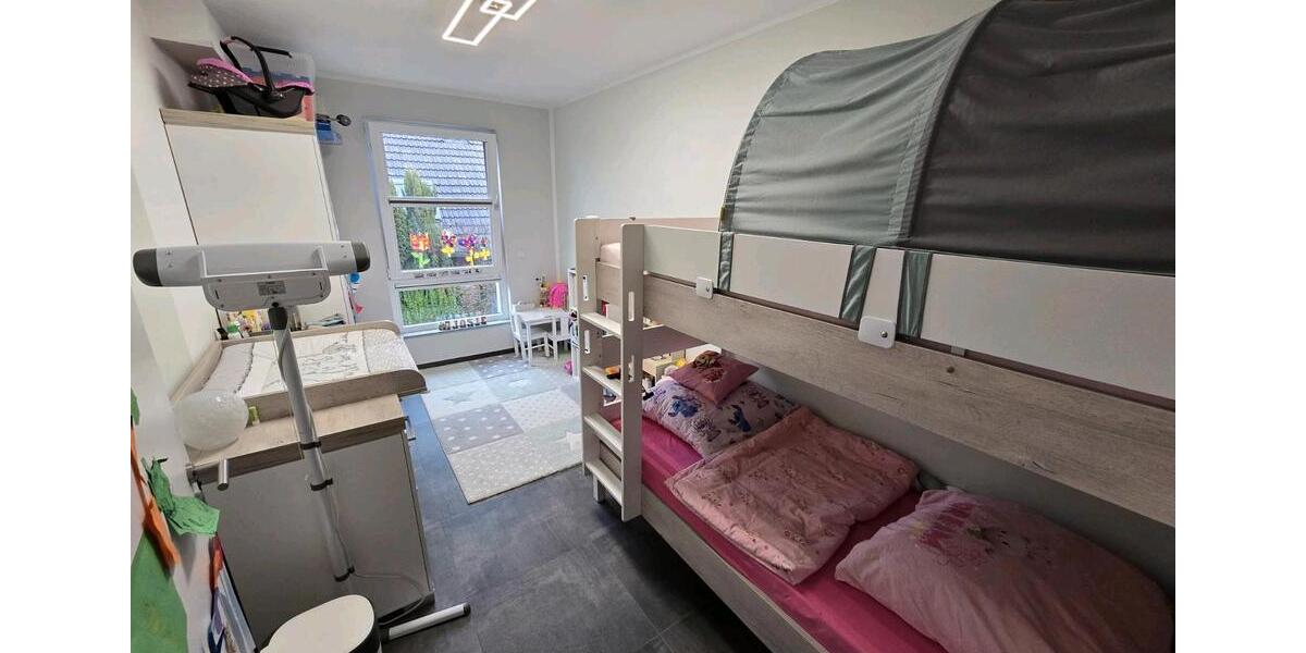 Etagenwohnung Dinslaken - 3.5 Zimmer, 94 m&sup2;, 459.000&euro; | Angebot:25867303