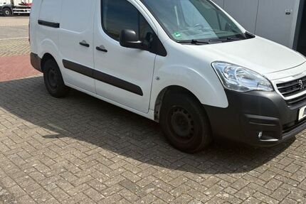 Peugeot Partner 117.187 km 7.890 &euro; Rhede 46414