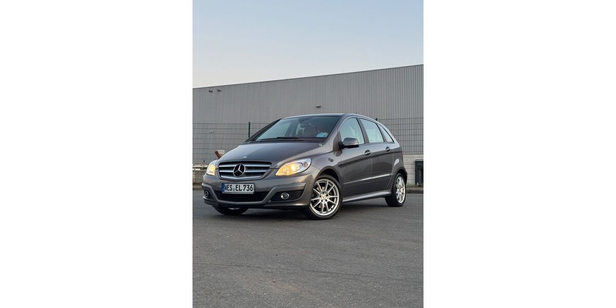 Mercedes-Benz B 200 62.000 km 8.999 &euro; Voerde 46562