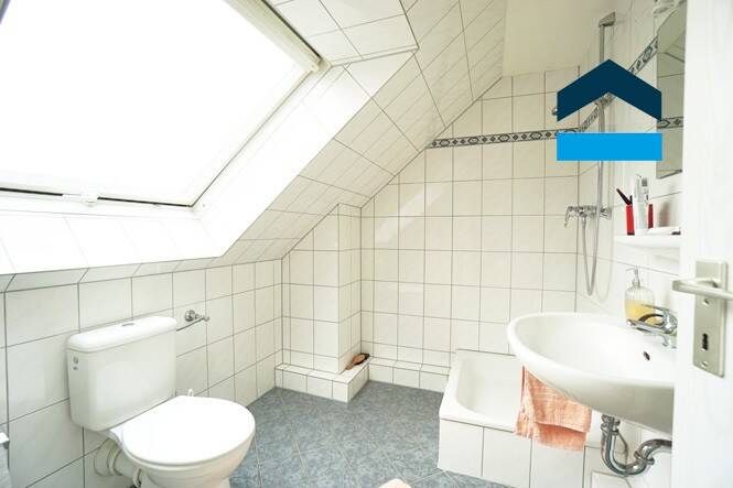 Etagenwohnung Rheinberg Budberg - 4 Zimmer, 104 m&sup2;, 179.000&euro; | Angebot:25701925