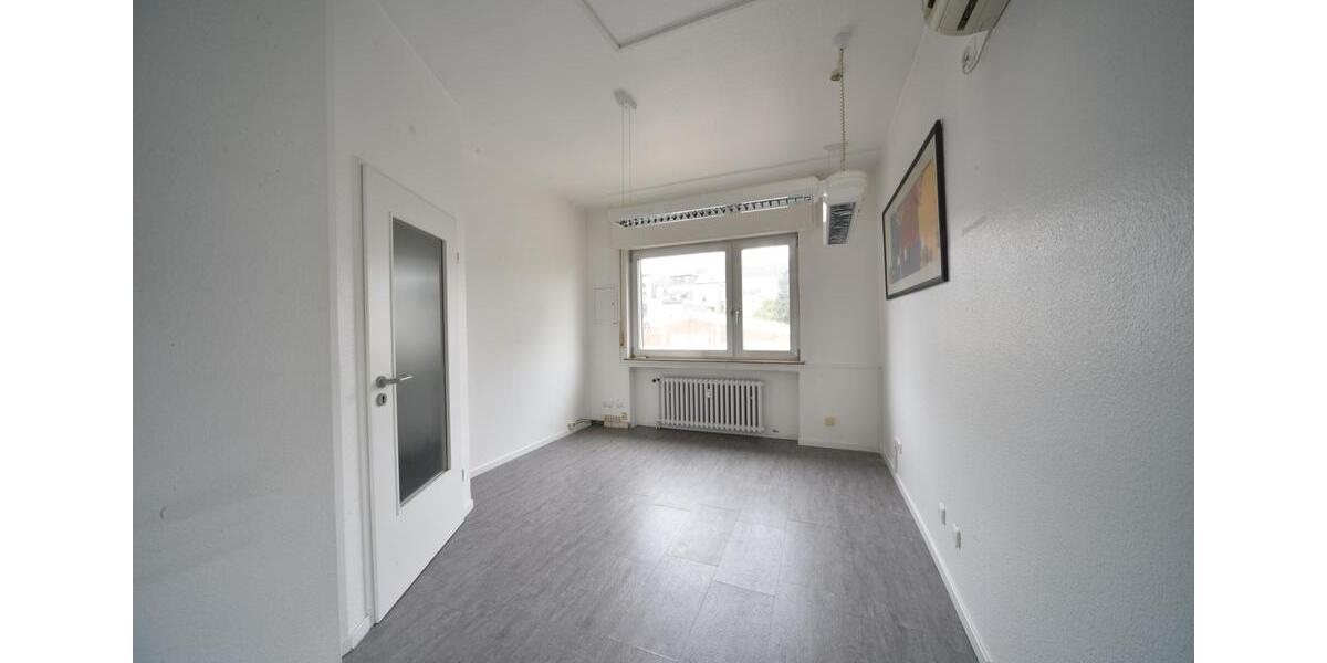 Gewerbeobjekt Oberhausen Alt-Oberhausen - 1.828&euro; | Angebot:25444636