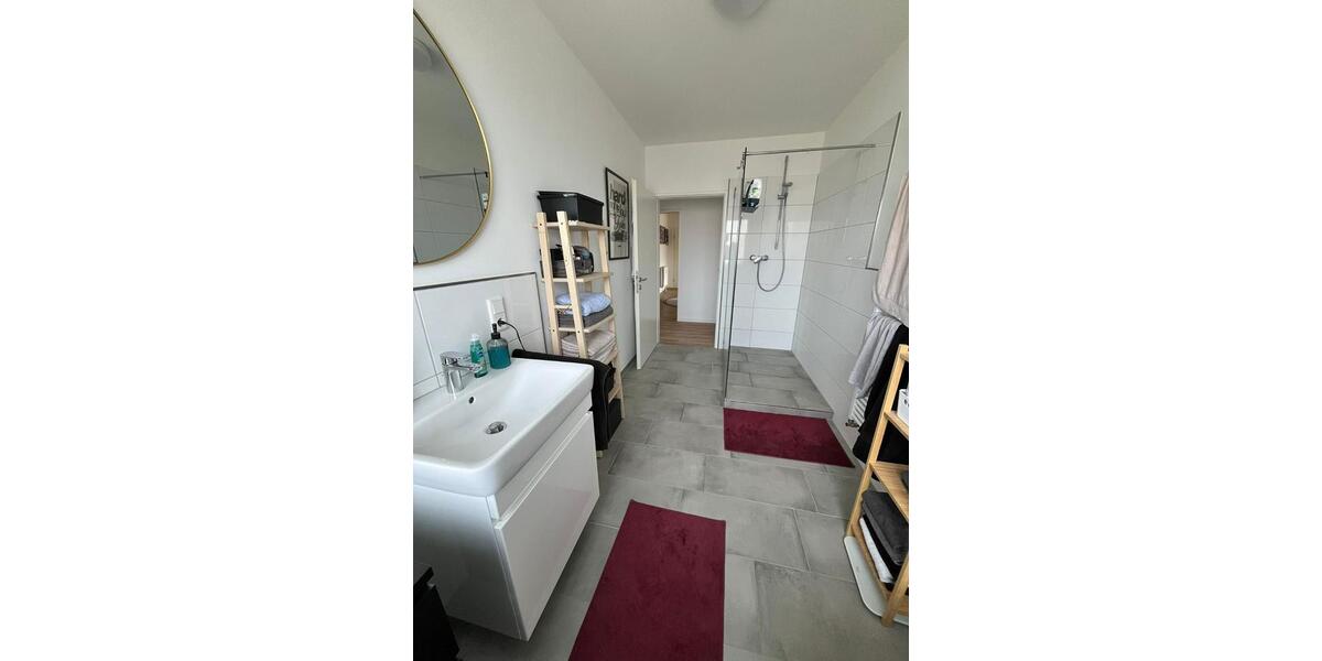 Etagenwohnung Hünxe - 4.5 Zimmer, 123 m&sup2;, 1.350&euro; | Angebot:25870118