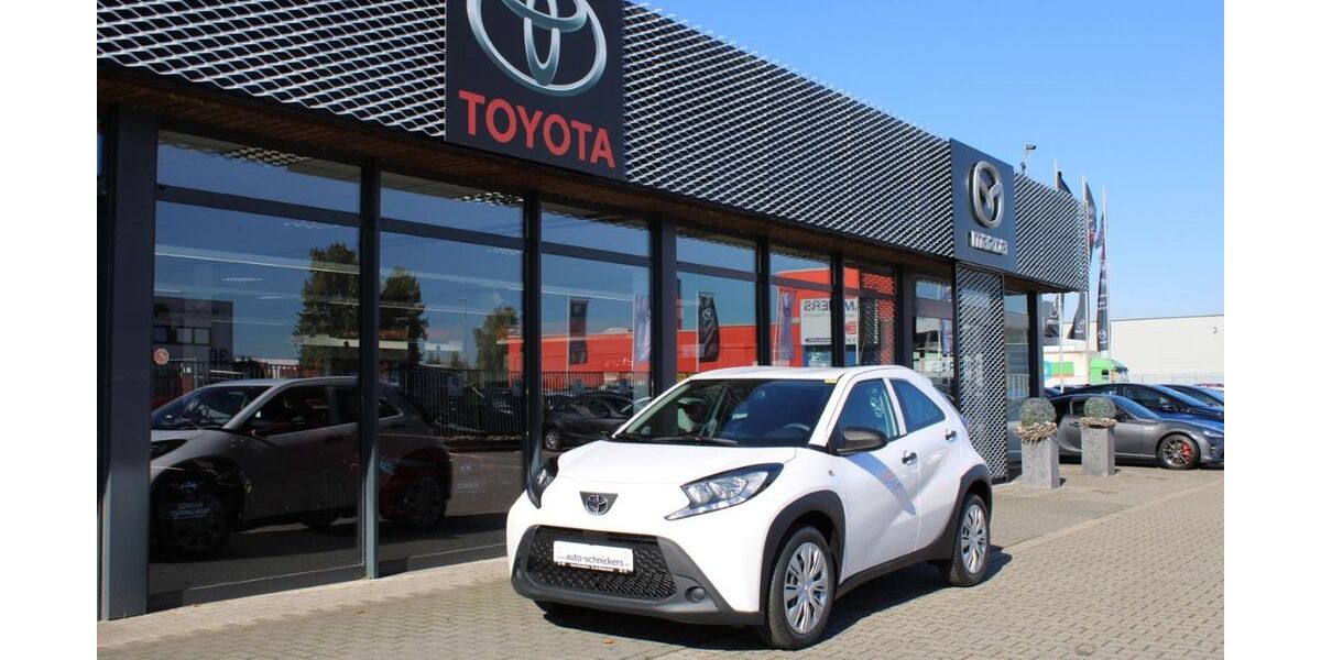 Toyota Aygo (X) 60.192 km 10.990 &euro; Moers 47441