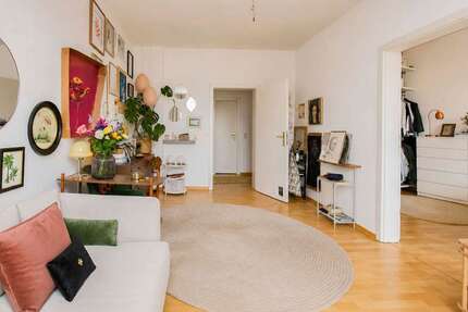 Wohnung Duisburg Duisburg-Mitte - 2 Zimmer, 48 m&sup2;, 80.000&euro; | Angebot:26690011