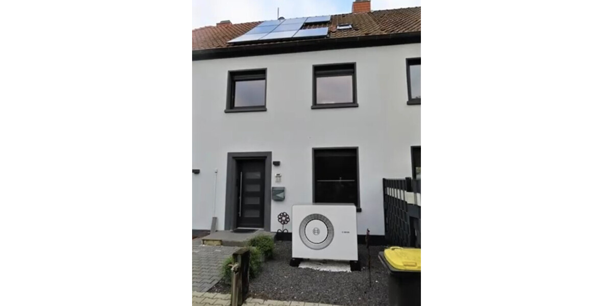 Kapitalanlage oder Eigenheim – modernisiertes Reihenmittelhaus mit PV-Anlage - Reihenmittelhaus Weeze | Angebot:26507184