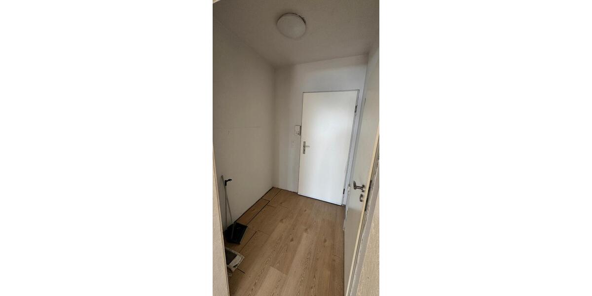 Hochparterre Oberhausen Schmachtendorf - 1 Zimmer, 50 m&sup2;, 550&euro; | Angebot:25991566