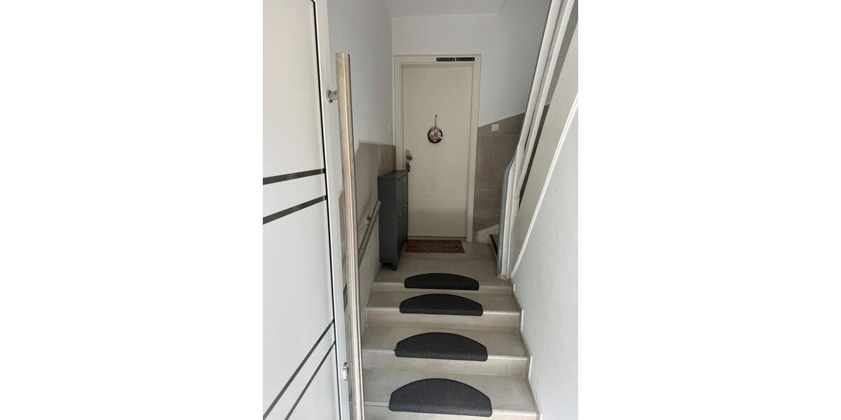 Erdgeschoßwohnung Duisburg Duisburg-Mitte - 3 Zimmer, 88 m&sup2;, 1.700&euro; | Angebot:26617709