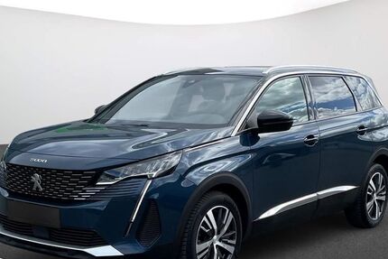 Peugeot 5008 50.572 km 25.489 &euro; Borken 46325