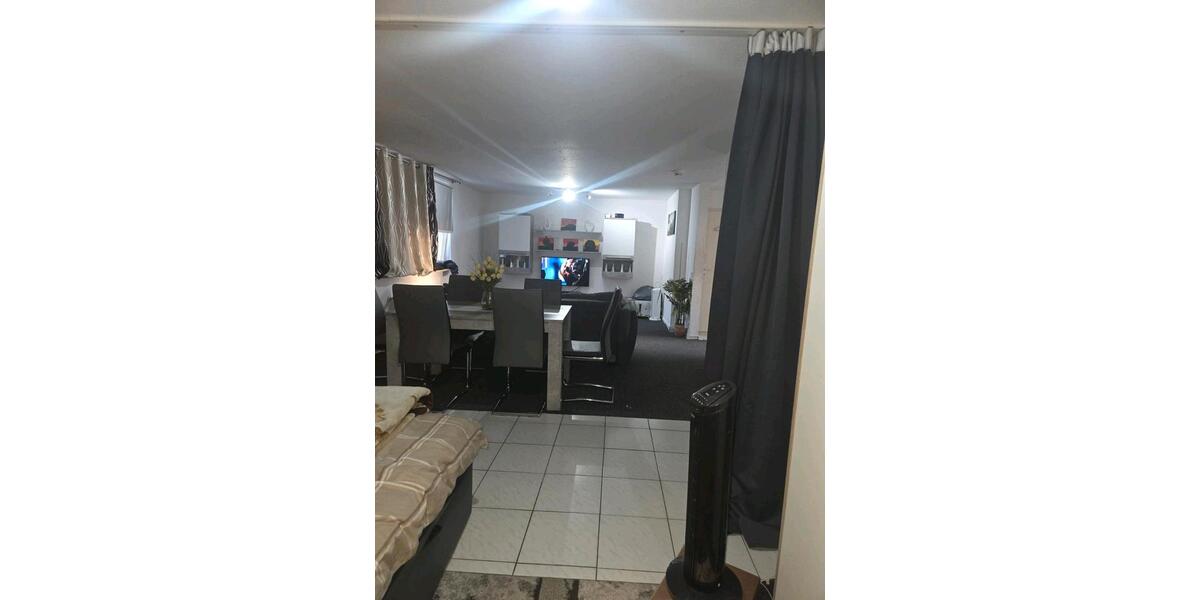 Dachgeschoßwohnung Oberhausen Rothebusch - 2 Zimmer, 66 m&sup2;, 550&euro; | Angebot:25274251