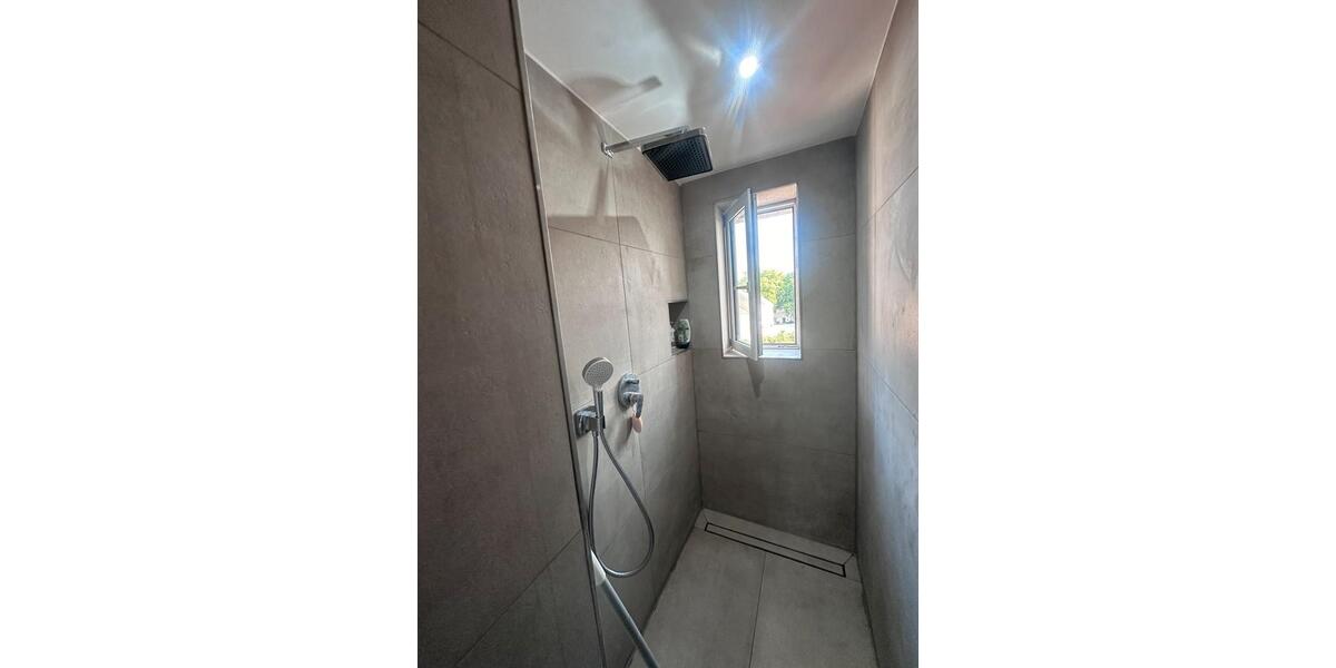 Maisonettenwohnung Duisburg Hamborn - 6.5 Zimmer, 165 m&sup2;, 1.350&euro; | Angebot:25972365