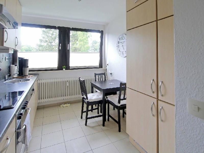 Dachgeschoßwohnung Oberhausen Biefang - 3.5 Zimmer, 70 m&sup2;, 530&euro; | Angebot:26556862