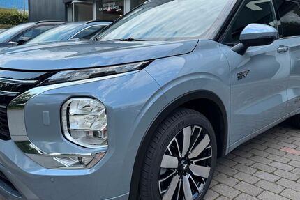 Mitsubishi Outlander 10.900 km 50.490 &euro; Dorsten 46282