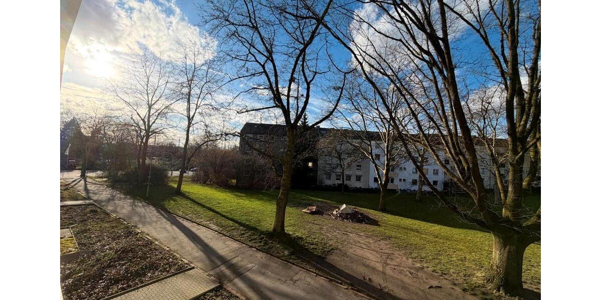 Etagenwohnung Duisburg Duisburg-Mitte - 2 Zimmer, 50 m&sup2;, 645&euro; | Angebot:25404200