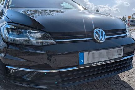 VW Golf 147.568 km 14.900 &euro; Rees 46459