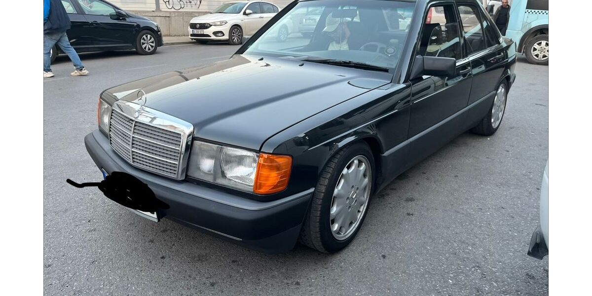 Mercedes-Benz 190 160.000 km 7.390 &euro; Duisburg 47055