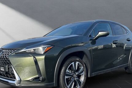 Lexus UX 43.884 km 26.949 &euro; Wesel 46485