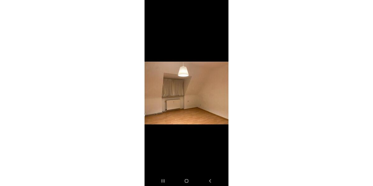 Dachgeschoßwohnung Oberhausen Rothebusch - 2 Zimmer, 53 m&sup2;, 450&euro; | Angebot:26611421