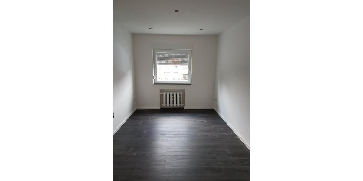 Etagenwohnung Oberhausen Biefang - 4 Zimmer, 102 m&sup2;, 988&euro; | Angebot:26611612