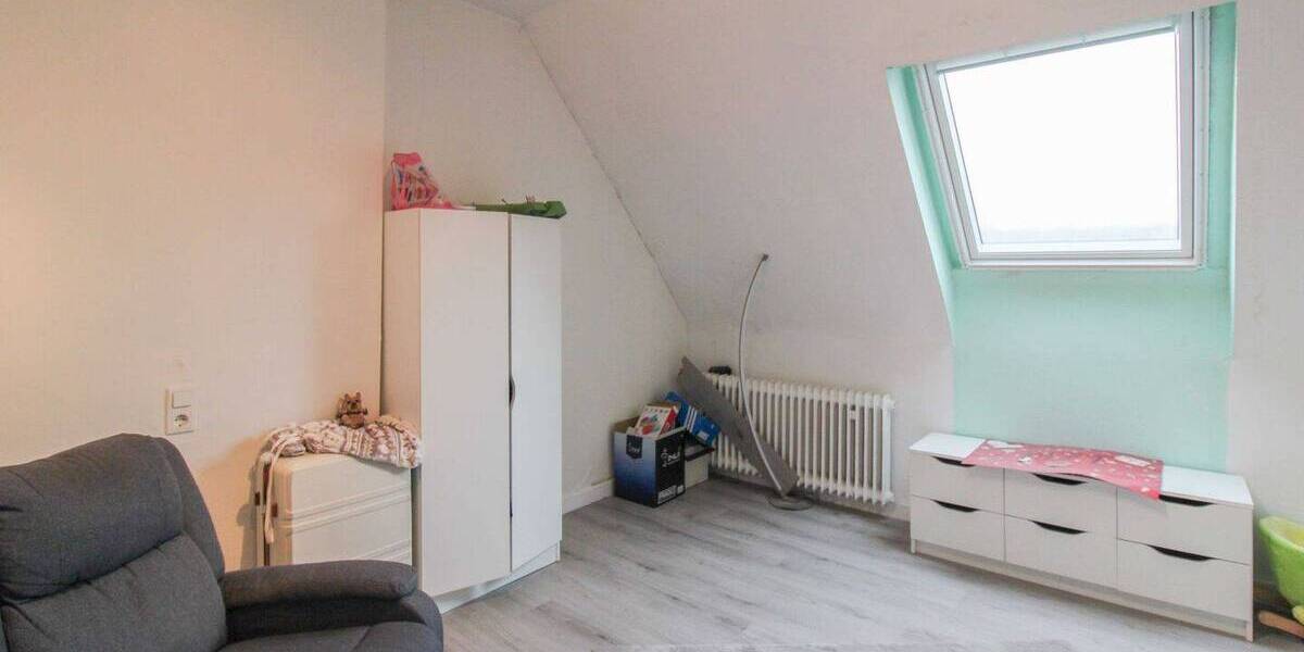 Doppelhaushälfte Duisburg Hochemmerich - 5 Zimmer, 100 m&sup2;, 249.000&euro; | Angebot:26055311