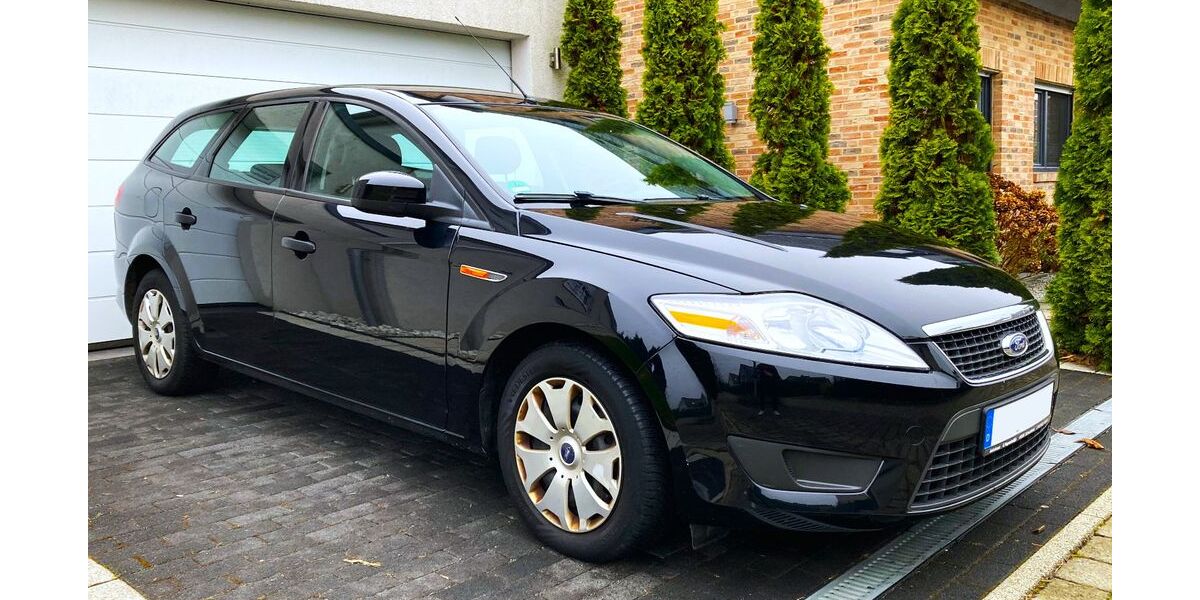 Ford Mondeo 272.500 km 1.590 &euro; Moers 47441