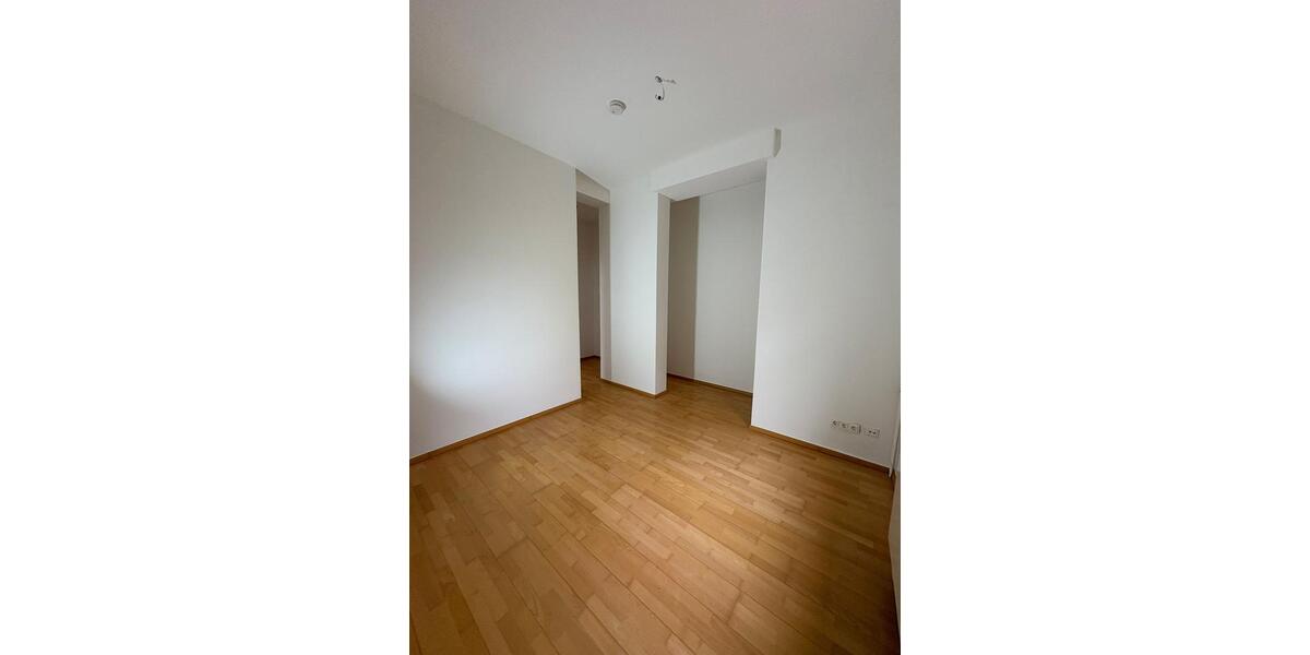 Etagenwohnung Wesel Fusternberg - 4 Zimmer, 127 m&sup2;, 1.400&euro; | Angebot:25792031
