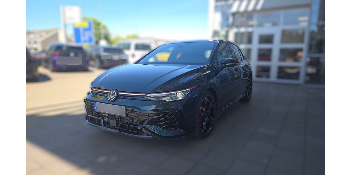 VW Golf 1.499 km 54.990 &euro; Duisburg 47178