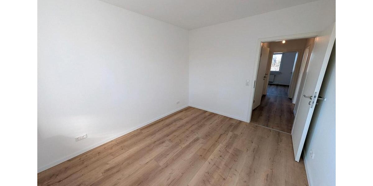Etagenwohnung Oberhausen Osterfeld - 3 Zimmer, 70 m&sup2;, 980&euro; | Angebot:25380828