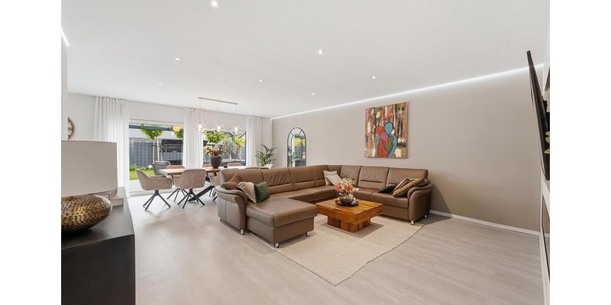 Einfamilienhaus Wesel Bislich - 5.5 Zimmer, 194 m&sup2;, 989.000&euro; | Angebot:27165027