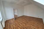 Dachgeschoßwohnung Duisburg Mittelmeiderich - 3 Zimmer, 1 m&sup2;, 700&euro; | Angebot:25844080