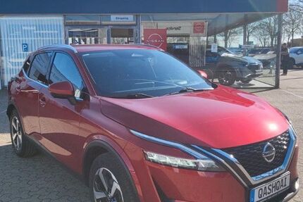 Nissan Qashqai 63.750 km 22.299 &euro; Kamp-Lintfort 47475