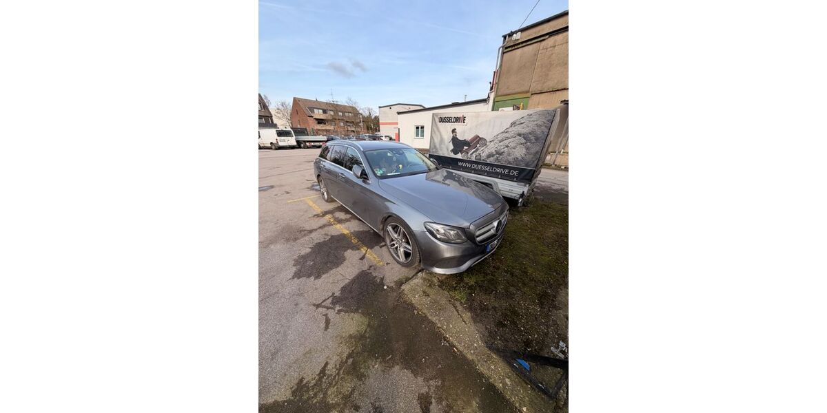 Mercedes-Benz E 350 270.000 km 22.000 &euro; Oberhauzen 46049
