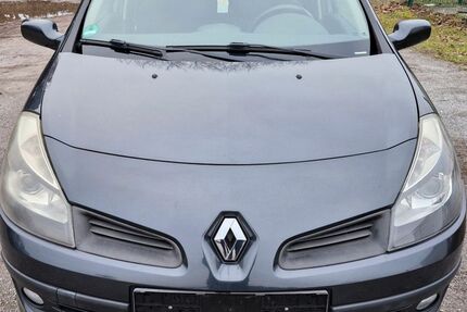 Renault Clio 200.176 km 1.500 &euro; dinslaken 46537