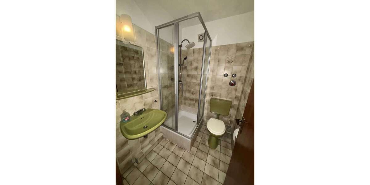 Etagenwohnung Duisburg Rheinhausen - 1 Zimmer, 51 m&sup2;, 375&euro; | Angebot:24807542