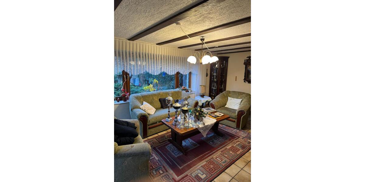 Einfamilienhaus Moers Schwafheim - 5.5 Zimmer, 132 m&sup2;, 1.000&euro; | Angebot:25905817