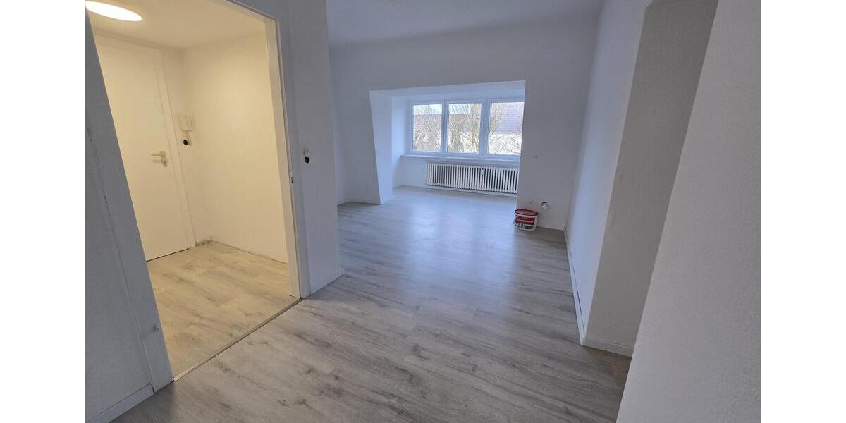 Etagenwohnung Duisburg Mittelmeiderich - 3 Zimmer, 69 m&sup2;, 450&euro; | Angebot:25311445