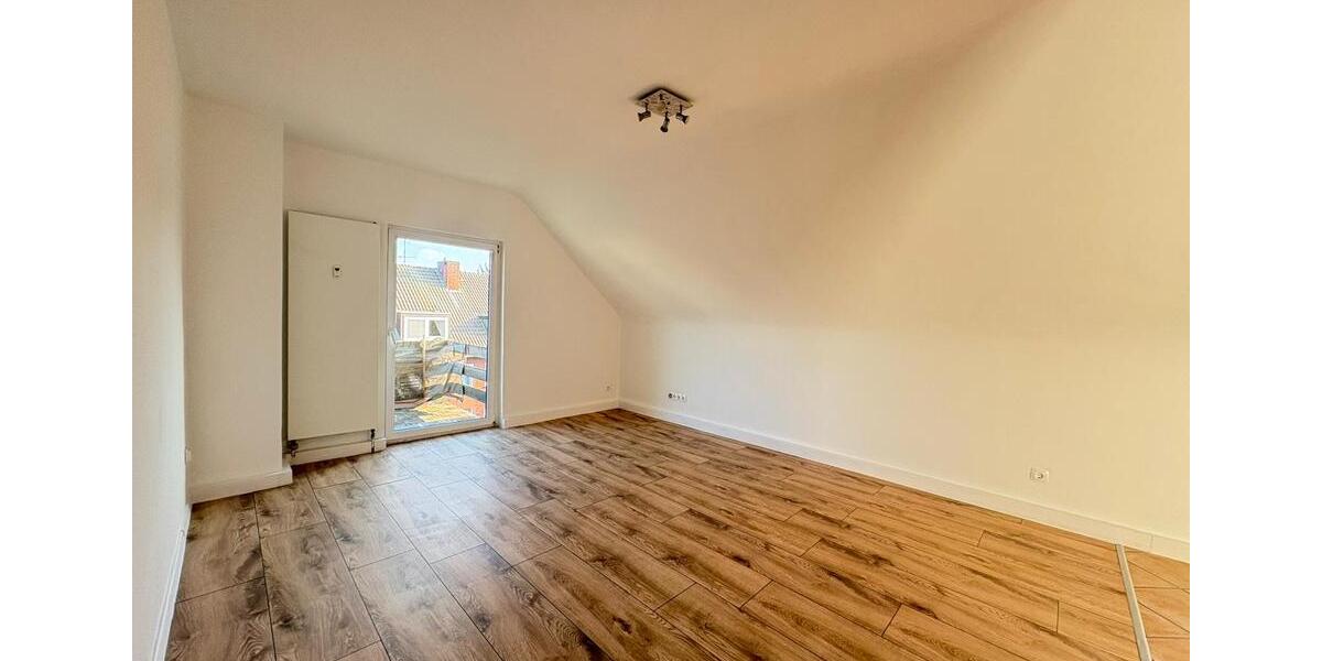 Dachgeschoßwohnung Gelsenkirchen Gelsenkirchen-Nord - 3 Zimmer, 58 m&sup2;, 450&euro; | Angebot:25978246