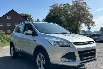 Ford Kuga 183.405 km 9.000 &euro; Duisburg 47178