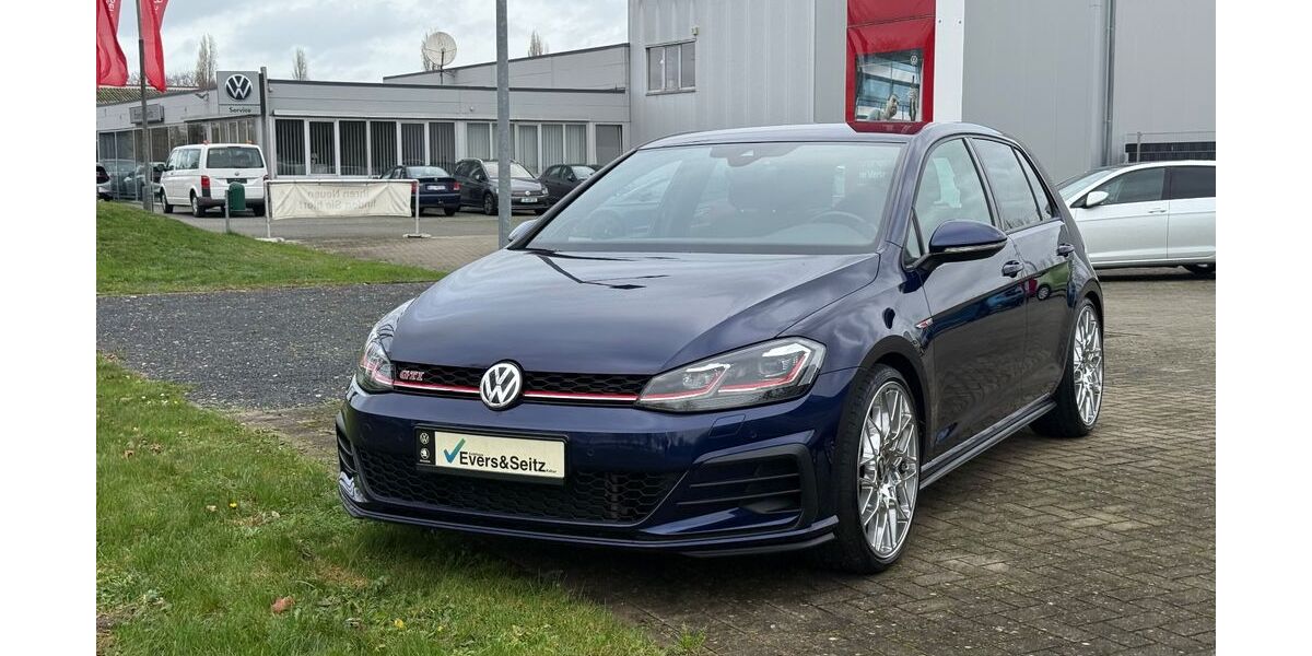VW Golf 59.000 km 24.690 &euro; Kalkar 47546