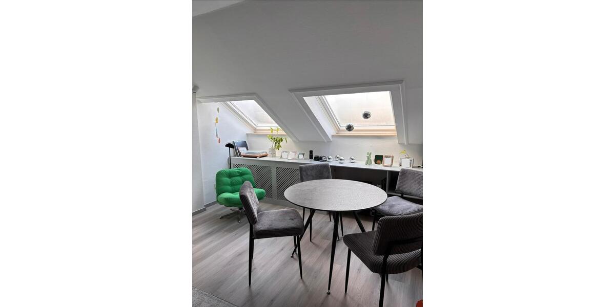 Dachgeschoßwohnung Rheinberg - 2.5 Zimmer, 57 m&sup2;, 140.000&euro; | Angebot:27290661