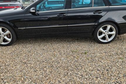 Mercedes-Benz C 320 330.000 km 3.600 &euro; Rheinberg 47495
