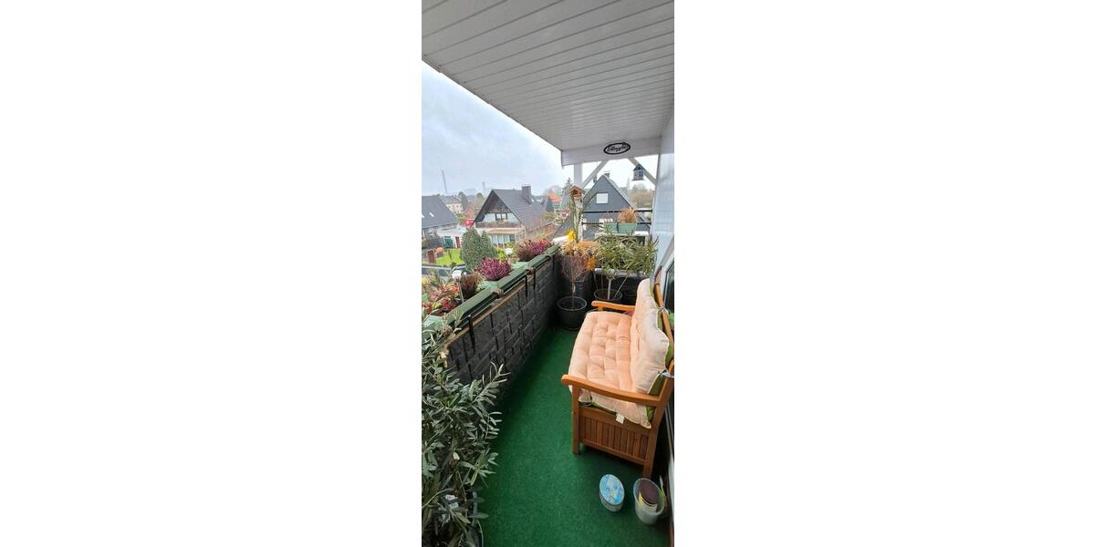 Dachgeschoßwohnung Voerde (Niederrhein) - 3 Zimmer, 68 m&sup2;, 199.000&euro; | Angebot:26120877