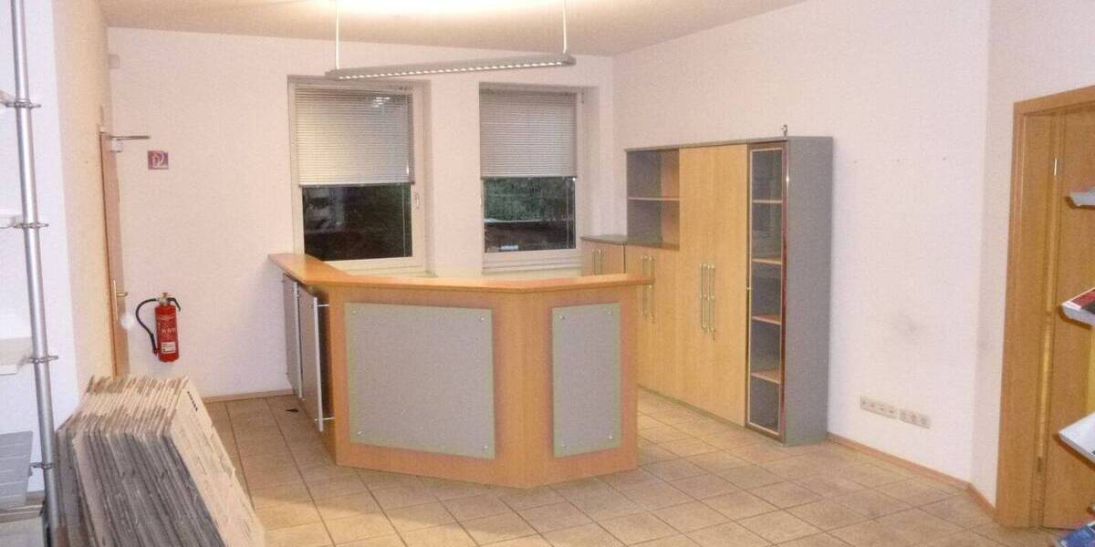 Gewerbeobjekt Dinslaken Hiesfeld - 5 Zimmer, 160 m&sup2;, 1.395&euro; | Angebot:25937598