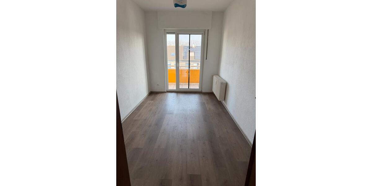 Etagenwohnung Oberhausen Alstaden - 3.5 Zimmer, 88 m&sup2;, 850&euro; | Angebot:25287423