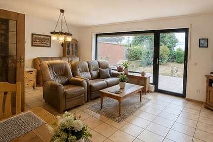 Haus Duisburg Rheinhausen - 5 Zimmer, 146 m&sup2;, 319.000&euro; | Angebot:27651889