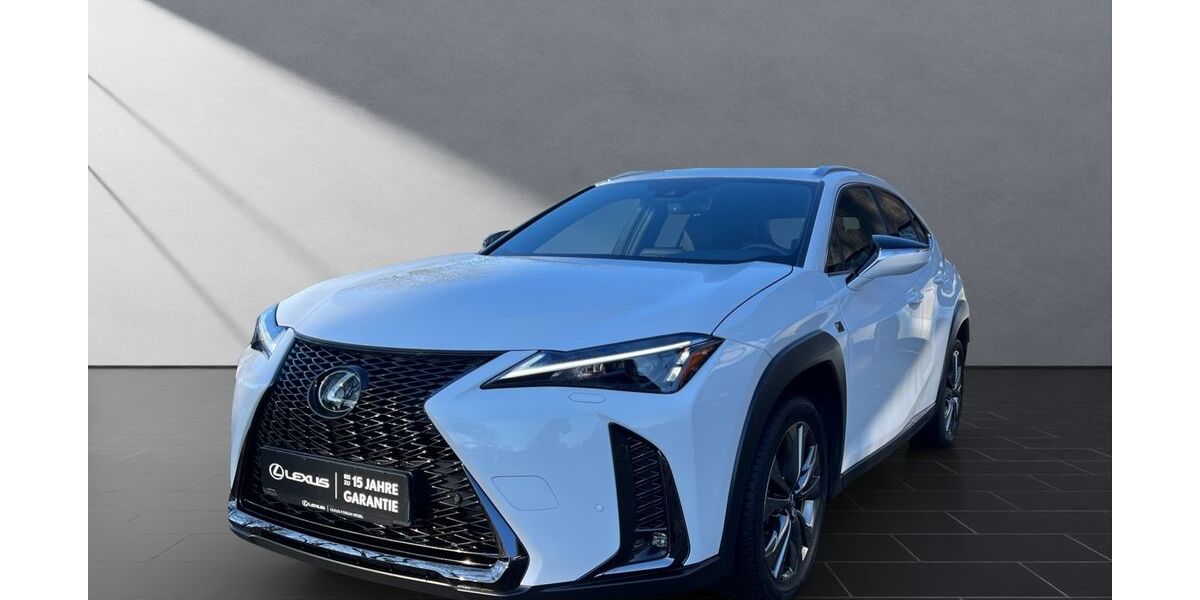 Lexus UX 34.330 km 33.490 &euro; Wesel 46485